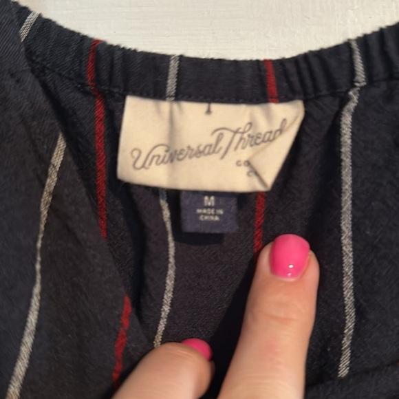 Universal Threads Jumpsuit Size Medium - Picture 5 of 5